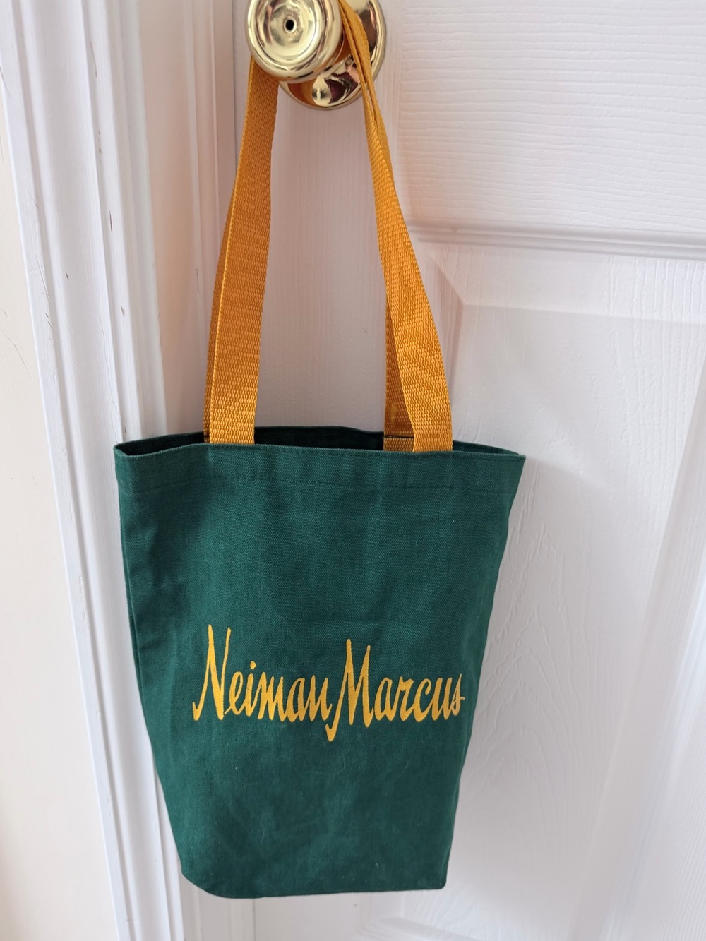 Neiman Marcus Department Store Branded Logo Small Tote Bag Green and Yellow - Picture 3 of 13